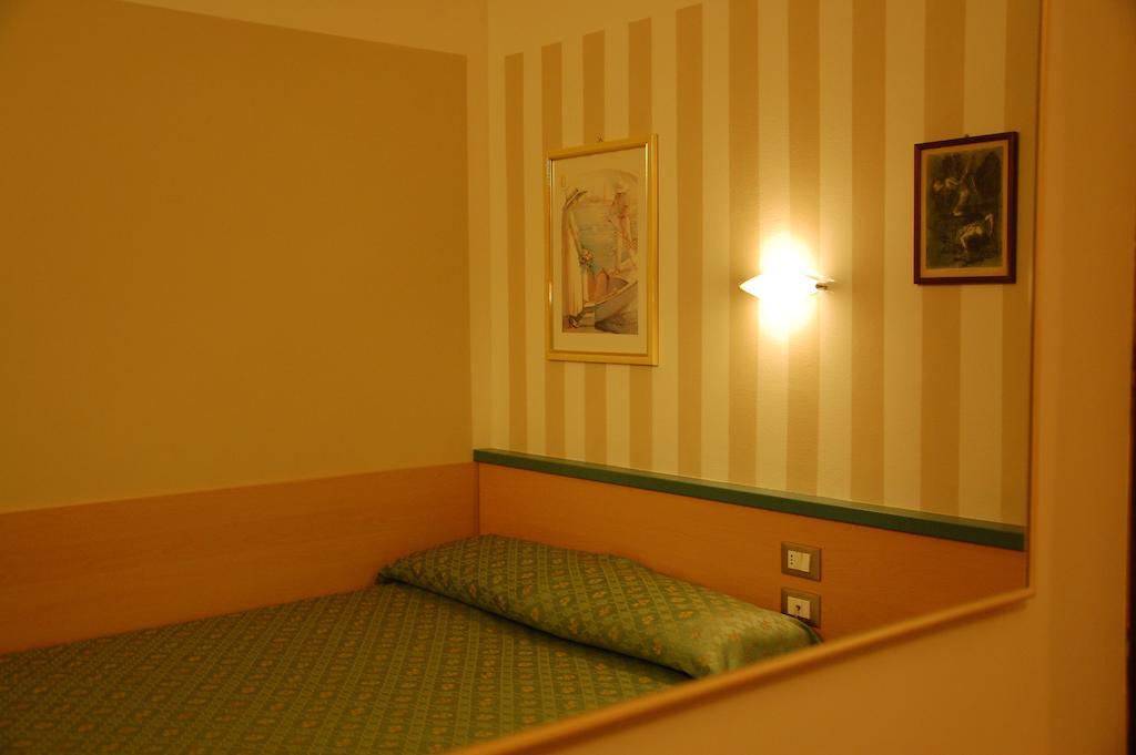 Hotel Belie San Martino di Lupari Номер фото