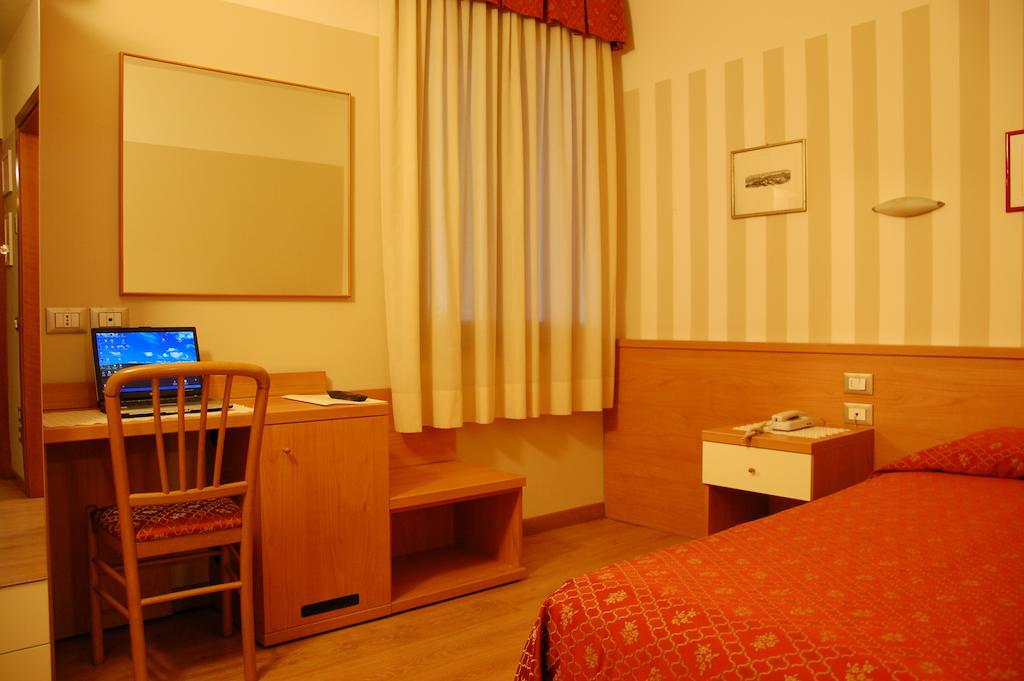 Hotel Belie San Martino di Lupari Номер фото